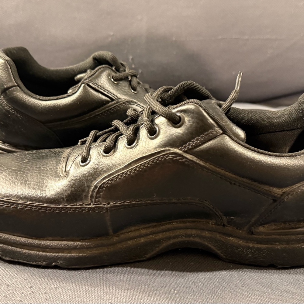 Rockport Men's Black Leather Lace-Up Derbys